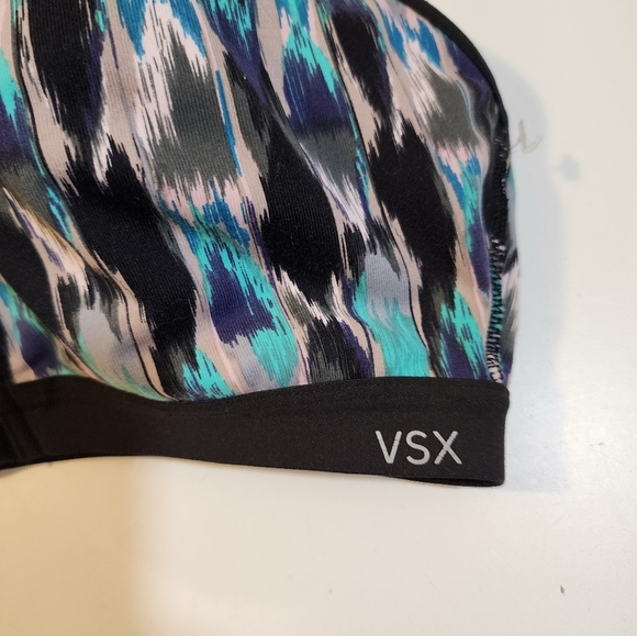 VSX Women's Blue Patterned Sports Bra Size 36b - Picture 3 of 10